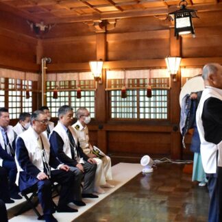 解禁控え　イカ、サンマ漁の大漁と安全祈願【根室】(2023-08-06)