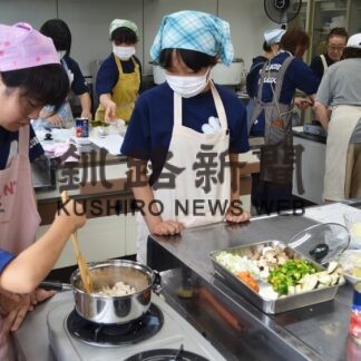 オリジナルサンドに挑戦　ガールスカウトら料理体験【釧路町】(2023-08-31)