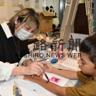 ハンドメード作品など販売　ボンマルシェ、道東各地から３３店舗【標茶】(2023-08-13)