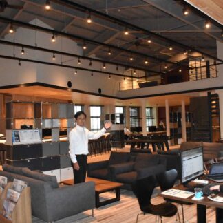 上田組、社屋改修フリーアドレス導入【標津】(2023-08-04)