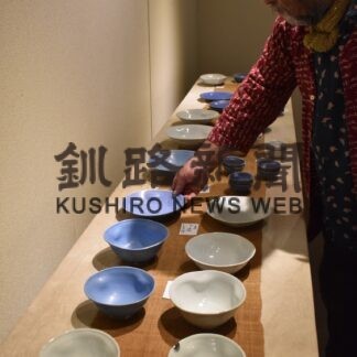 心地よく感じる夏らしい器１５０点　恵波さん食器展【釧路市】(2023-08-11)