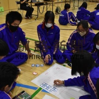 災害時想定し学習　富原中が「一日防災学校」【釧路町】(2023-09-08)