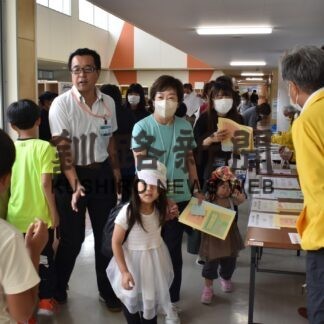 鶴野小、防災で地域と取り組み　住民ら避難訓練【釧路市】(2023-09-15)