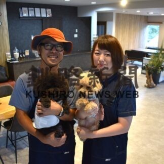 愛犬と一緒にカフェで楽しく　あす「ワグ」オープン【中標津】(2023-09-06)
