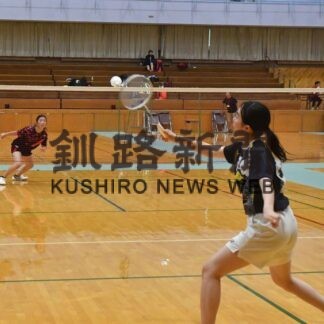 男子単 岡田（ＣＢＢＣ白糠）制覇　女子は木下（ノーススター釧路）頂点　中学バドミントン【釧路町】(2023-09-04)