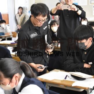 景雲中で小川けんいちさんワークショップ【釧路市】(2023-10-17)