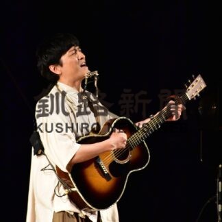 森山直太朗さん１４曲披露　デビュー２０周年、根室でコンサート【根室】(2023-10-14)