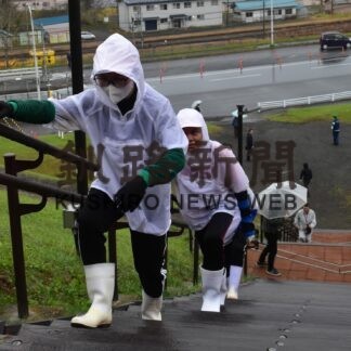 大津波想定、高台へ避難　訓練に町民３３０人備え確認【厚岸】(2023-11-01)