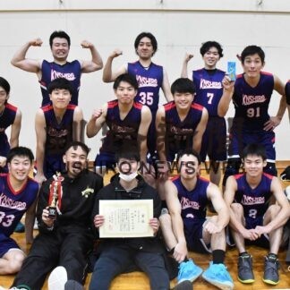 釧路市役所連覇　女子はＷＥＡＶＥ栄冠　釧新杯バスケ【釧路市】(2023-11-27)