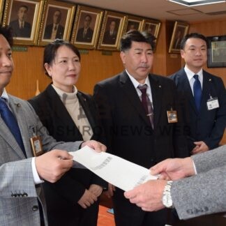 １８歳までの子供、医療費無償化　市民連合議員団が来年度の釧路市予算要望【釧路市】(2023-12-17)