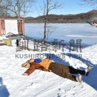カヌーや動物撮影満喫　留学生にモニターツアー　釧路３町村観光協会_1(2023-12-31)
