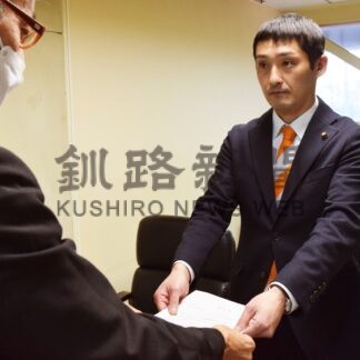 ワクチン接種記録、保管期限延長を　木村市議要望【釧路市】(2023-12-24)