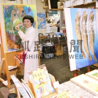 クレヨン画 迫力タッチ　和商市場でライブペイント　絵本作家・加藤さん【釧路市】(2023-12-31)