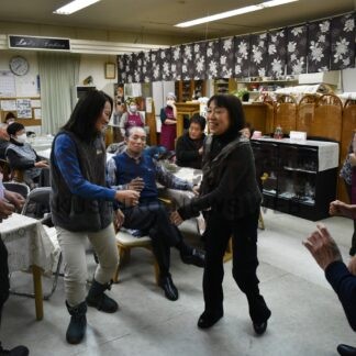 地域住民ら冬至の夜満喫　４年ぶり年末パーティー【標茶】(2023-12-27)