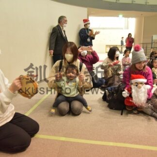 クリスマス会 各地で盛んに【釧路市】_1(2023-12-24)