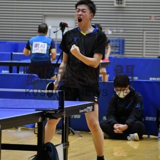 頂点懸けラリー白熱　卓球年代別・学年別選手権【釧路市】(2024-01-16)