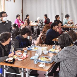 食事や甘酒楽しむ　武佐で地域食堂盛況【釧路市】(2024-01-25)