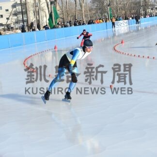 佐藤（別海上西春別）女子３０００で３位　全道中学スピード【釧路市】(2024-01-08)