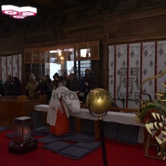 初詣で安全、幸運祈願_1(2024-01-03)