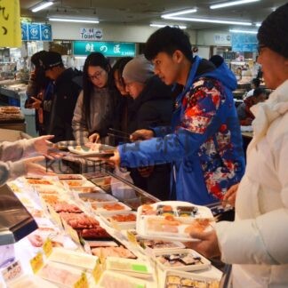 春節到来 釧路もにぎわい【釧路市】_1(2024-02-11)