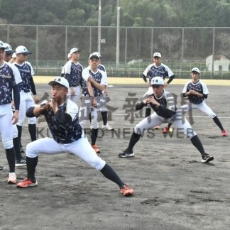 暖かい南国でチーム強化　鹿児島合宿順調【鹿児島】(2024-02-21)