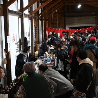日本酒ファン長蛇の列　福司酒造５年ぶり一般開放【釧路市】(2024-04-22)