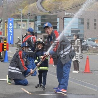 火災予防運動で啓発や消火訓練_1(2024-04-29)