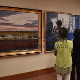 扇谷章二さんの画業しのぶ　追悼展に大作など３４点【釧路市】(2024-05-19)