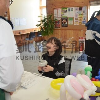 バルーンアート上手にできた　おんぽーとでイベント【釧路市】(2024-05-05)