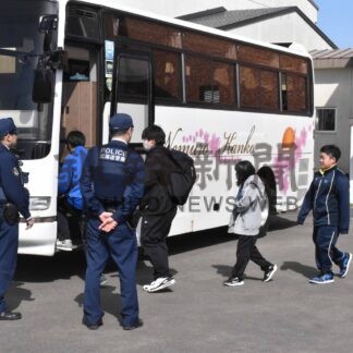 クマ目撃で警戒　根室署もパトロール【根室】(2024-05-16)