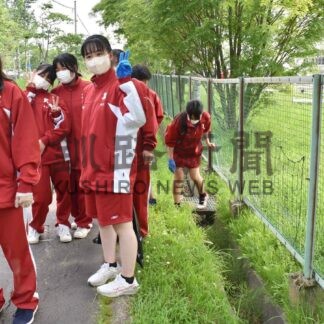 鳥取西中生、地域住民と学校周辺清掃【釧路市】(2024-06-25)