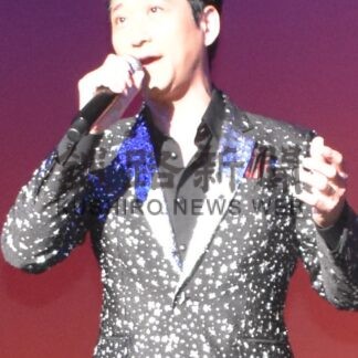桜祐二さんら熱唱　歌謡活動５５周年で記念ショー【釧路市】(2024-06-15)