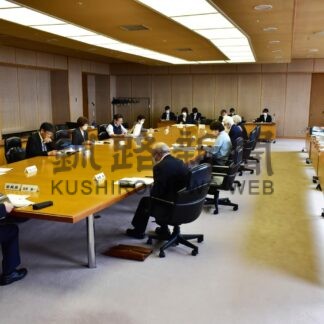 委員長に貝塚氏選任　釧路市社会教育施設等運営審議会【釧路市】(2024-06-13)