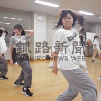 住民、本番に向け練習に汗　２日に舞台「パラドックスｚｅｒｏ」【中標津】(2024-07-31)