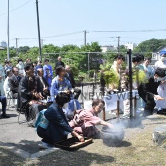 茶道具へ感謝　裏千家淡交会釧路支部【釧路市】(2024-07-15)