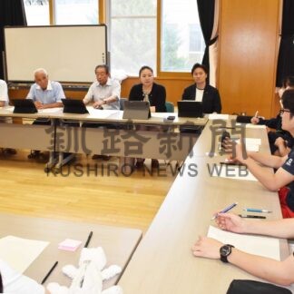 より快適な学校生活へ　別海高生と町議意見交換【別海】(2024-07-22)