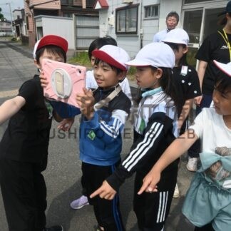 地域の危険、注意箇所マップに　鳥取小３年生、タブレットで作製【釧路市】(2024-07-25)