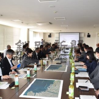 ２４年問題の解決策に　国内物流、釧路港活用 官民で議論【釧路市】(2024-07-13)