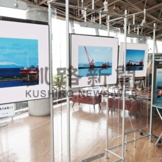 根室独自の風景切り取る　村井さん「海の日」記念写真展【根室】(2024-07-21)