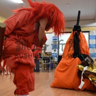労苦伝えるきりん獅子舞　鳥取学学会が学習会【釧路市】(2024-07-18)
