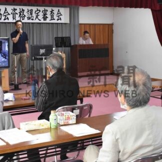 釧路歌謡協会資格認定審査会　１５人が昇級に挑む【釧路市】(2024-07-06)