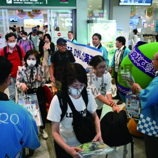 ＡＮＡ伊丹線季節運航開始　涼しい釧路お出迎え【釧路市】(2024-08-11)