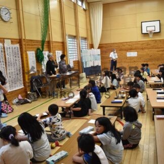 季語入れ五七五　俳句連盟、子供向け教室【釧路市】(2024-08-13)