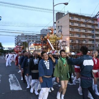みこしの声威勢良く　鉄北地区で祭り【釧路市】(2024-08-11)
