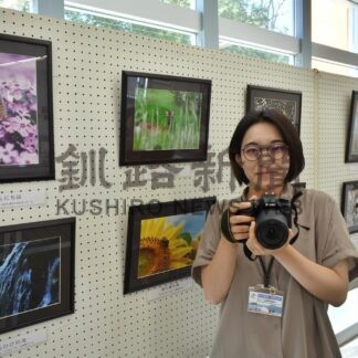 優しさあふれる作品並ぶ　弟子屈郵便局で二つの2人展【弟子屈】(2024-09-19)