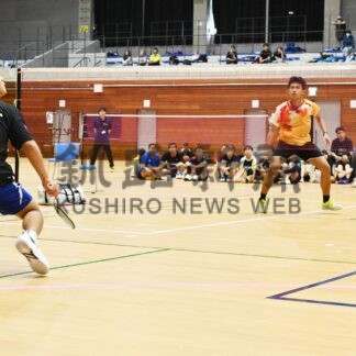 インドネシア選手とバドミントン熱戦　国際交流大会【白糠】(2024-09-12)