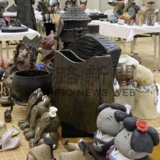 こだわりの３５０点　陶芸研究会50周年記念展【根室】(2024-09-07)