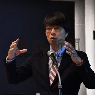 自民総裁選「関心持って」　政治ジャーナリスト青山氏、内外情勢懇で講演【釧路市】(2024-09-25)