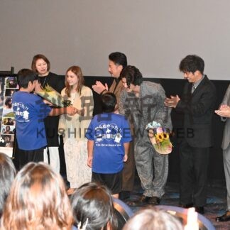 「シサム完成 白糠のおかげ」　監督ら舞台あいさつ【釧路町】(2024-09-15)