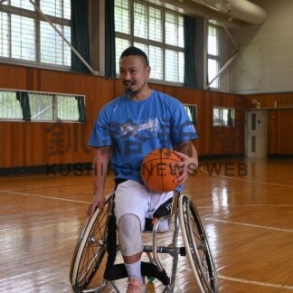 人との出会いや夢を大切に　東京パラ五輪・車いすバスケ、宮島氏が養護学校で出前授業【釧路市】(2024-09-11)